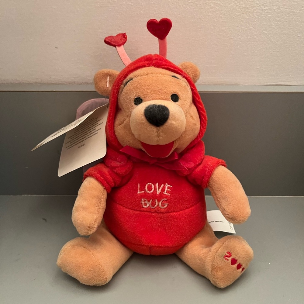 🥳Host Pick🎉 Vintage 2000 Winnie the Pooh Love Bug